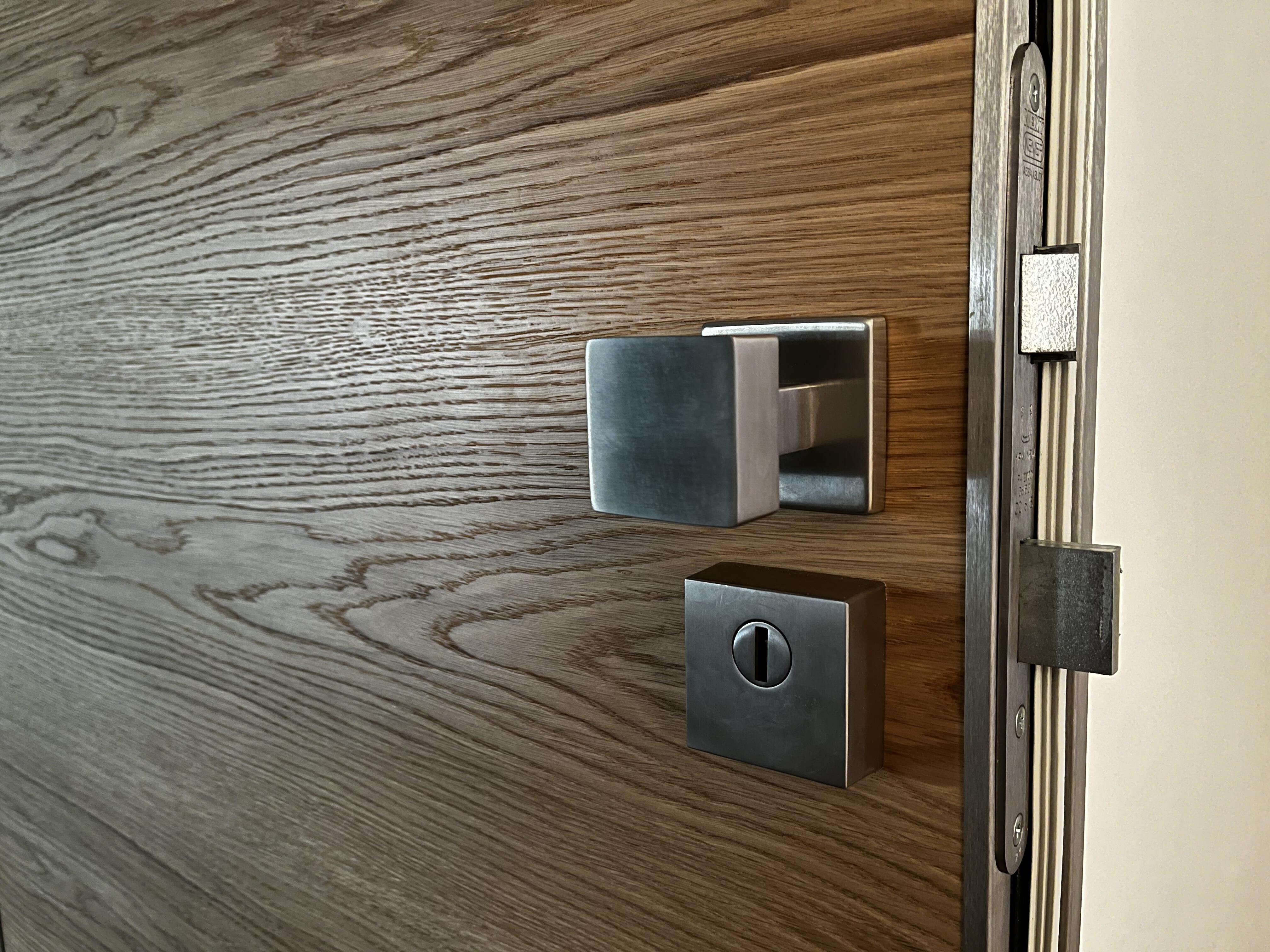 dveře všech rozměrů a tvarů